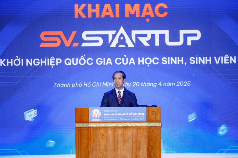 Thủ tướng: 'Thần tốc táo bạo' để đưa Việt Nam trở thành trung tâm đổi mới sáng tạo 22 bt bgd nguyen kim son
