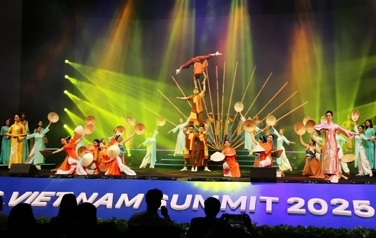 Thứ trưởng Ngoại giao Nguyễn Minh Hằng: P4G mở rộng 'cánh cửa' kết nối toàn cầu, đặt con người làm trung tâm 6 hoi nghi p4g 1