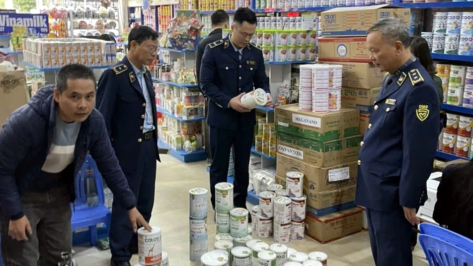 Vụ sữa bột giả: Bộ Công Thương không cấp phép và quản lý sản phẩm 2 suabot