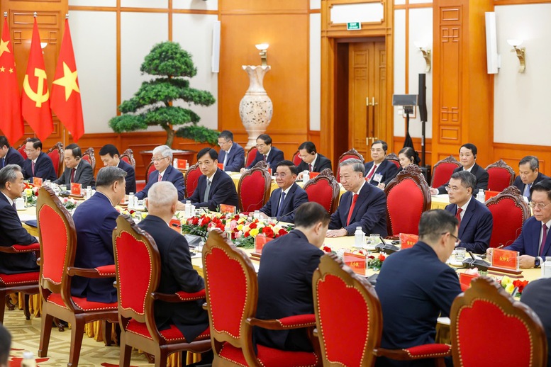 Tổng Bí thư Tô Lâm hội đàm với Tổng Bí thư, Chủ tịch nước Trung Quốc Tập Cận Bình 11 tbt tl hoi dam tcb 4