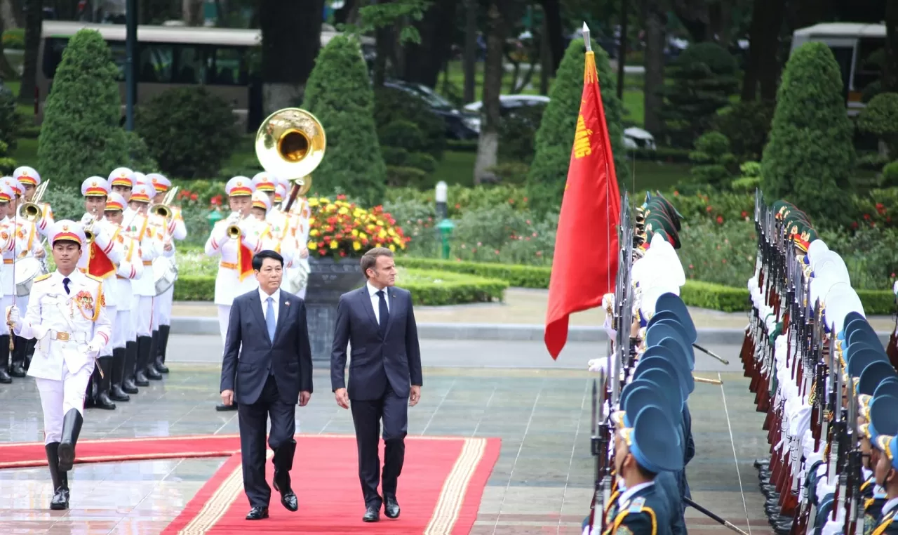 Chủ tịch nước Lương Cường chủ trì Lễ đón Tổng thống Pháp Emmanuel Macron thăm cấp Nhà nước tới Việt Nam 17 chu tich nuoc luong cuong chu tri le don tong thong phap 4