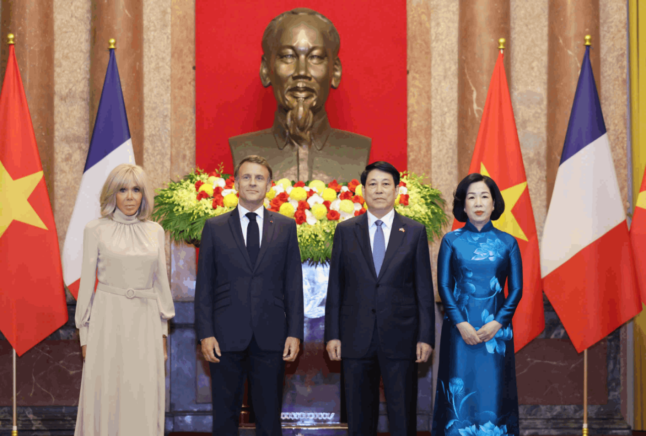 Chủ tịch nước Lương Cường chủ trì Lễ đón Tổng thống Pháp Emmanuel Macron thăm cấp Nhà nước tới Việt Nam 20 chu tich nuoc luong cuong chu tri le don tong thong phap 7