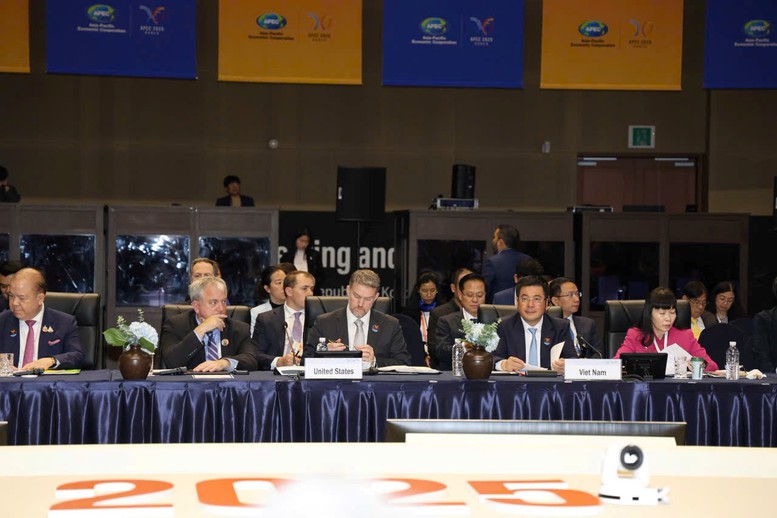 Việt Nam cam kết chung tay xây dựng một APEC năng động, kết nối và phát triển 3 chung tay xay dung mot apec nang dong ket noi va phat trien