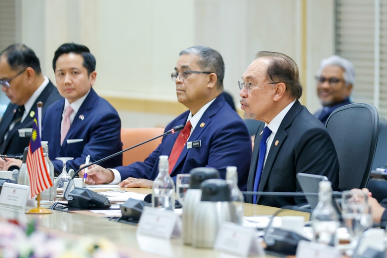 Thủ tướng Phạm Minh Chính hội đàm với Thủ tướng Malaysia 12 hoi dam voi thu tuong malaysia 3