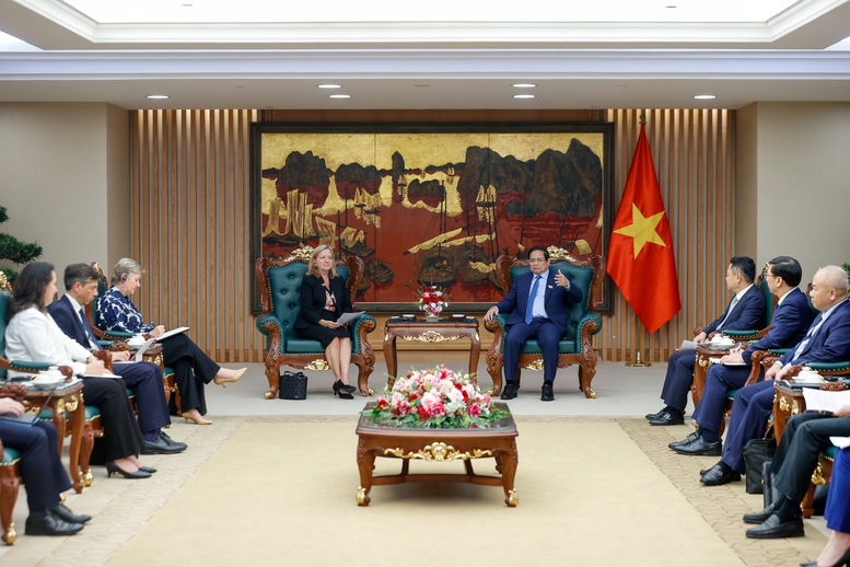Thủ tướng đề nghị WB tiếp tục hỗ trợ Việt Nam 'làm giàu', xây dựng hạ tầng chiến lược 6 tt pmc de nghi wb ho tro vn 2