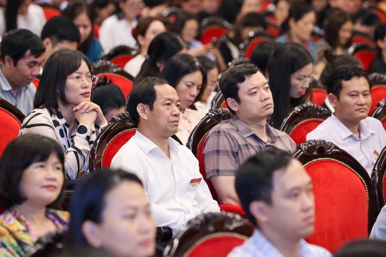 Thủ tướng: 63 tỉnh thành hay 34 tỉnh thành cũng là đất nước, là quê hương 11 thu tuong 63 tinh thanh hay 34 tinh thanh 3