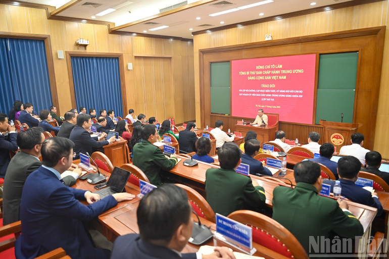 "Xây dựng đội ngũ cán bộ đủ năng lực đưa đất nước bước vào kỷ nguyên mới" 5 xay dung doi ngu can bo du nang luc 1