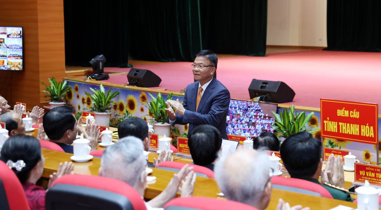 TỔNG THUẬT: Công bố nghị quyết, quyết định sáp nhập đơn vị hành chính, chỉ định nhân sự trên cả nước 49 cap nhat lien tuc cong bo nghi quyet quyet dinh sap nhap 16
