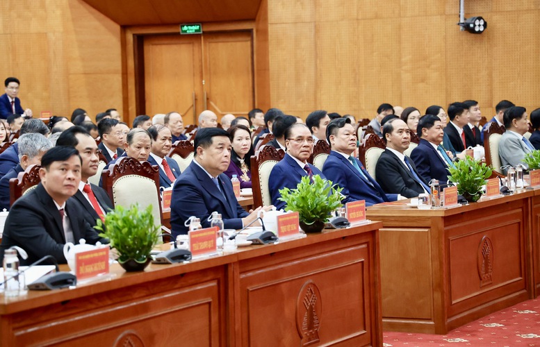TỔNG THUẬT: Công bố nghị quyết, quyết định sáp nhập đơn vị hành chính, chỉ định nhân sự trên cả nước 53 cap nhat lien tuc cong bo nghi quyet quyet dinh sap nhap 20