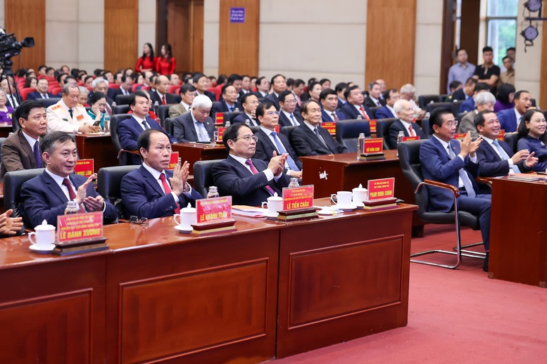 TỔNG THUẬT: Công bố nghị quyết, quyết định sáp nhập đơn vị hành chính, chỉ định nhân sự trên cả nước 39 cap nhat lien tuc cong bo nghi quyet quyet dinh sap nhap 6