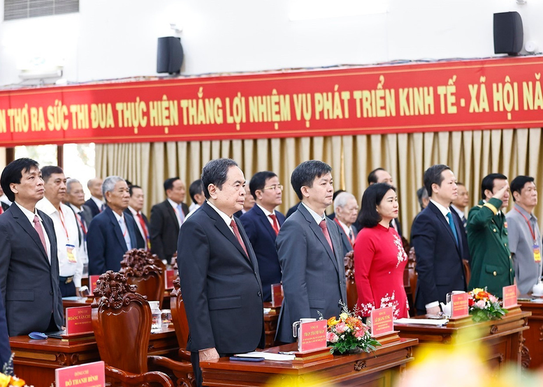 TỔNG THUẬT: Công bố nghị quyết, quyết định sáp nhập đơn vị hành chính, chỉ định nhân sự trên cả nước 41 cap nhat lien tuc cong bo nghi quyet quyet dinh sap nhap 8