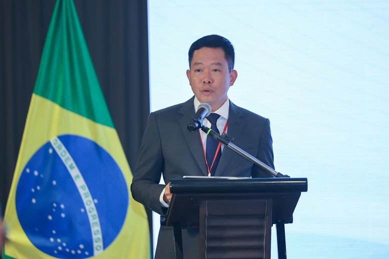 Thủ tướng kêu gọi doanh nghiệp Việt Nam – Brazil hiện thực hóa hàng loạt định hướng mới trong hợp tác kinh tế 13 thu tuong keu goi doanh nghiep viet nam brazil hien thuc hoa hang loat dinh huong moi trong hop tac kinh te 3
