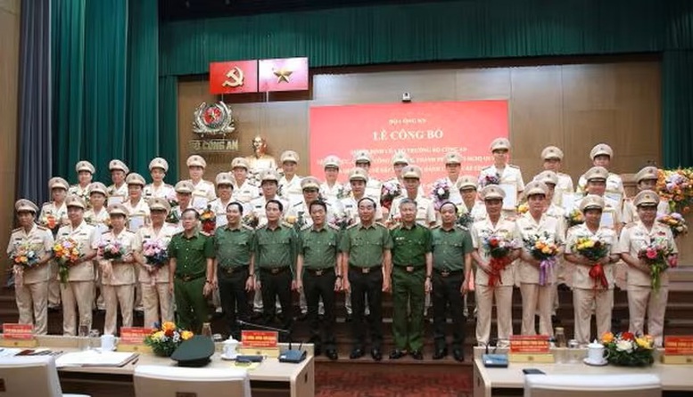 Triển khai Quyết định của Bộ trưởng Bộ Công an về tổ chức, cán bộ Công an tỉnh, thành phố 4 trien khai quyet dinh cua bo truong bo cong an ve to chuc can bo 1